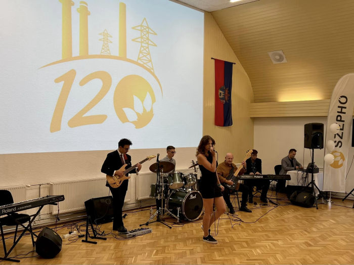12.a zenekar